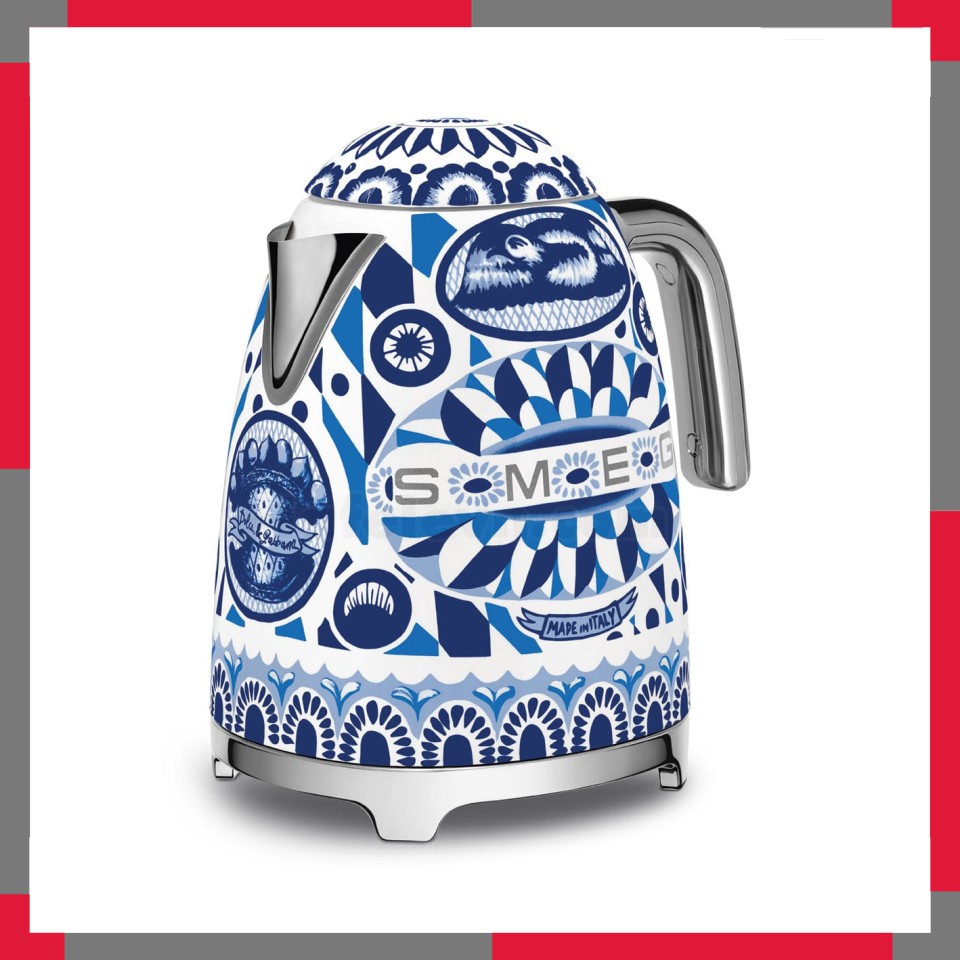 Ấm đun siêu tốc Smeg & Dolce&Gabbana 50's Style -KLF03DGBEU