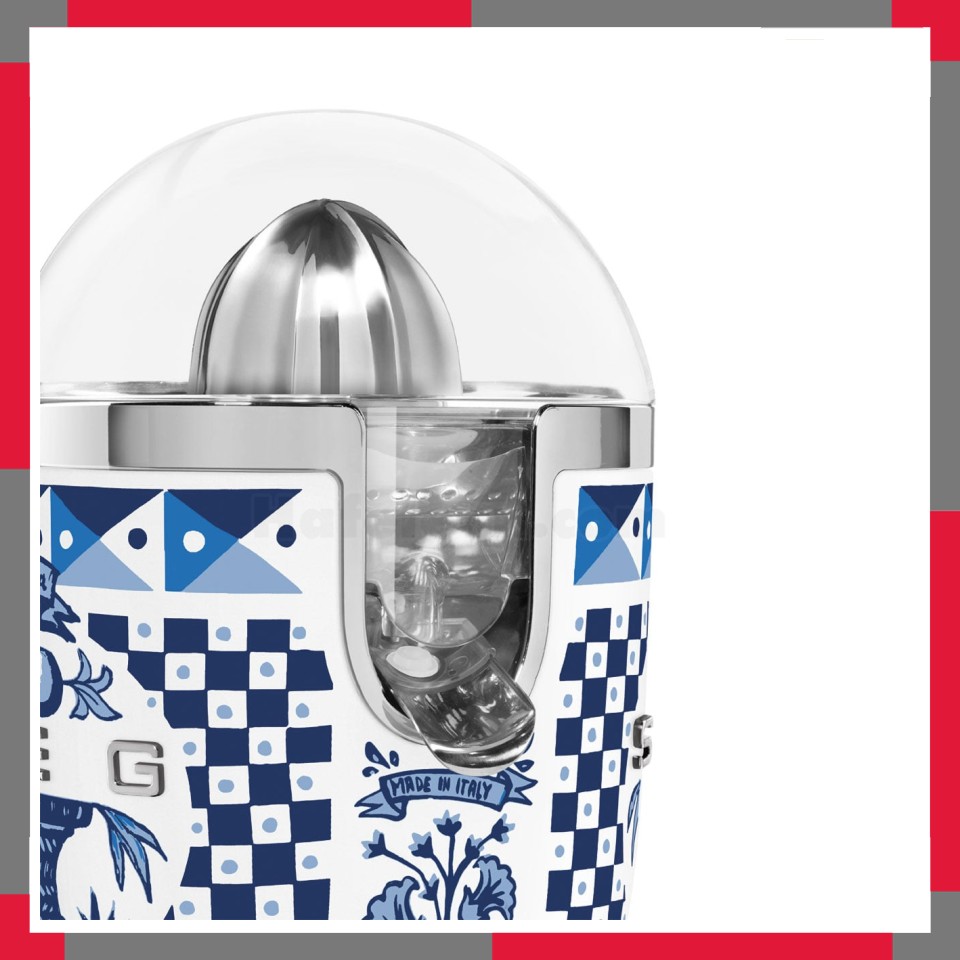 Máy vắt cam Smeg 50's Style CJF01DGBEU