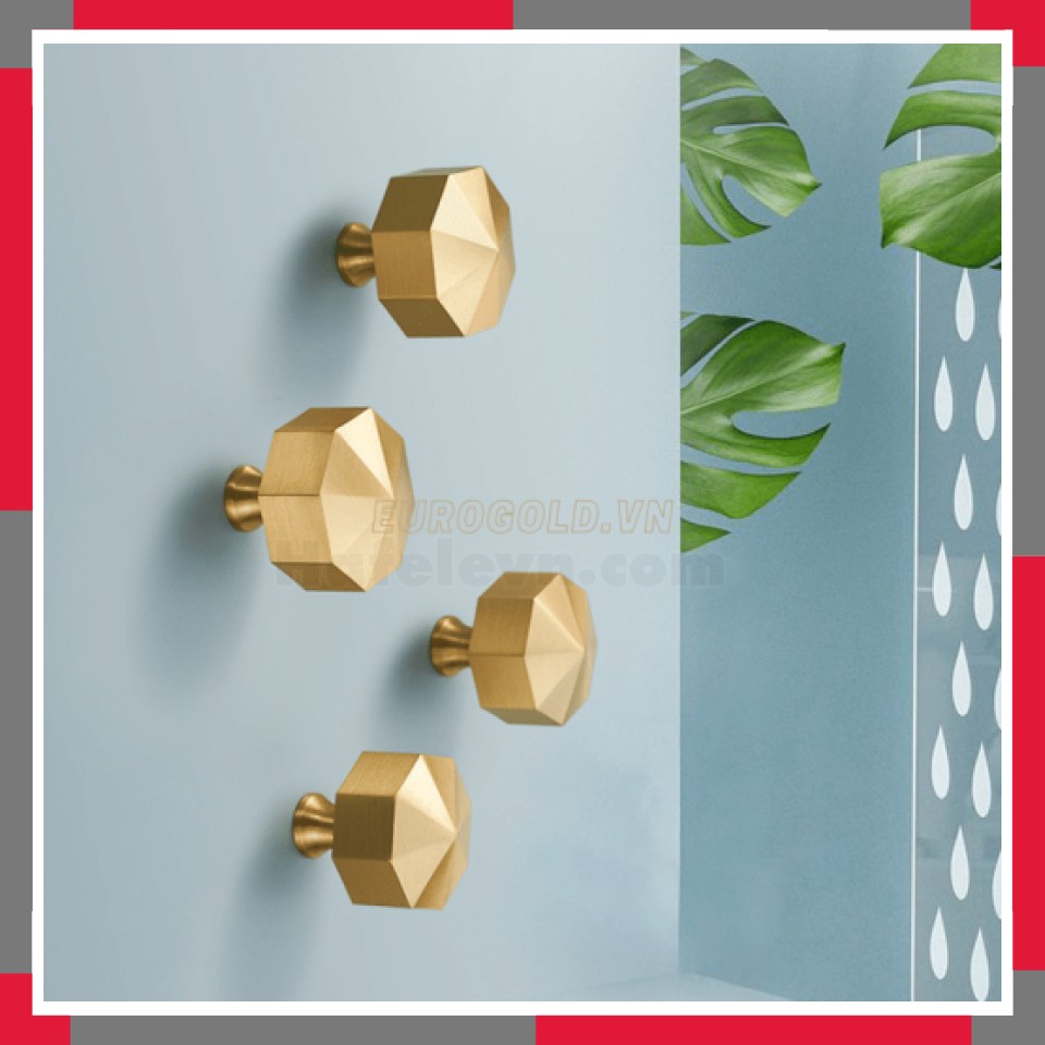 Núm Tủ đồng Nguyên Chất EuroGold BHBG30