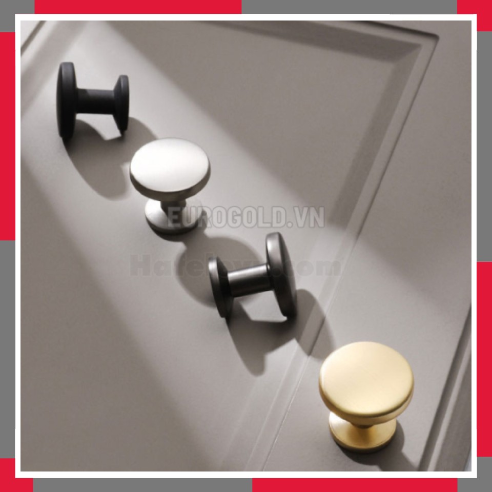 Núm Tủ Hợp Kim Cao Cấp Hiện đại EuroGold BH6097