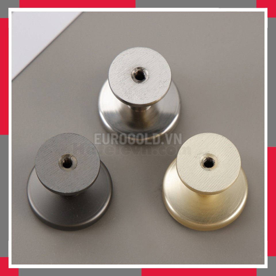 Núm Tủ Hợp Kim Cao Cấp Hiện đại EuroGold BH6097