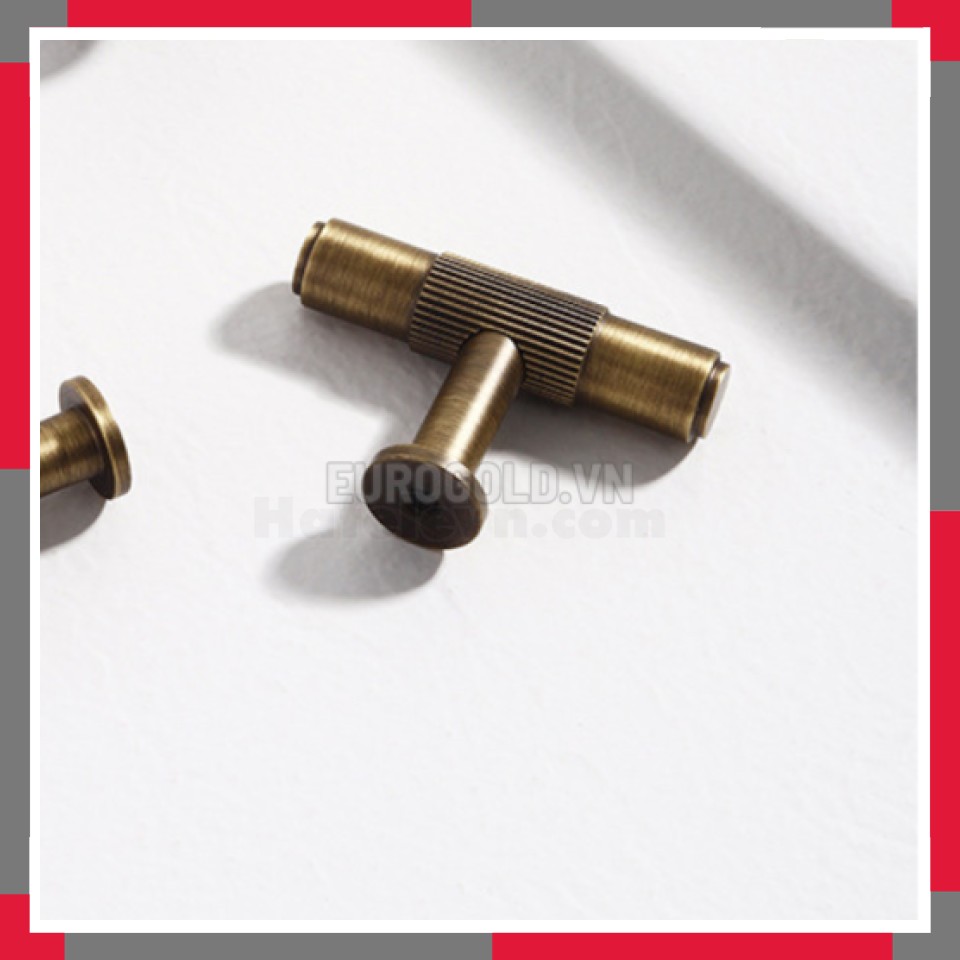 Tay Nắm đồng Nguyên Chất Kiểu Cổ EuroGold BHG112C