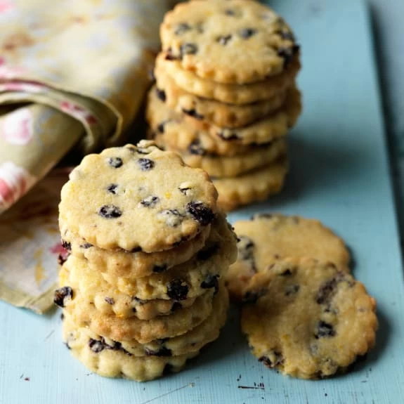 BÁNH BISCUIT CAM