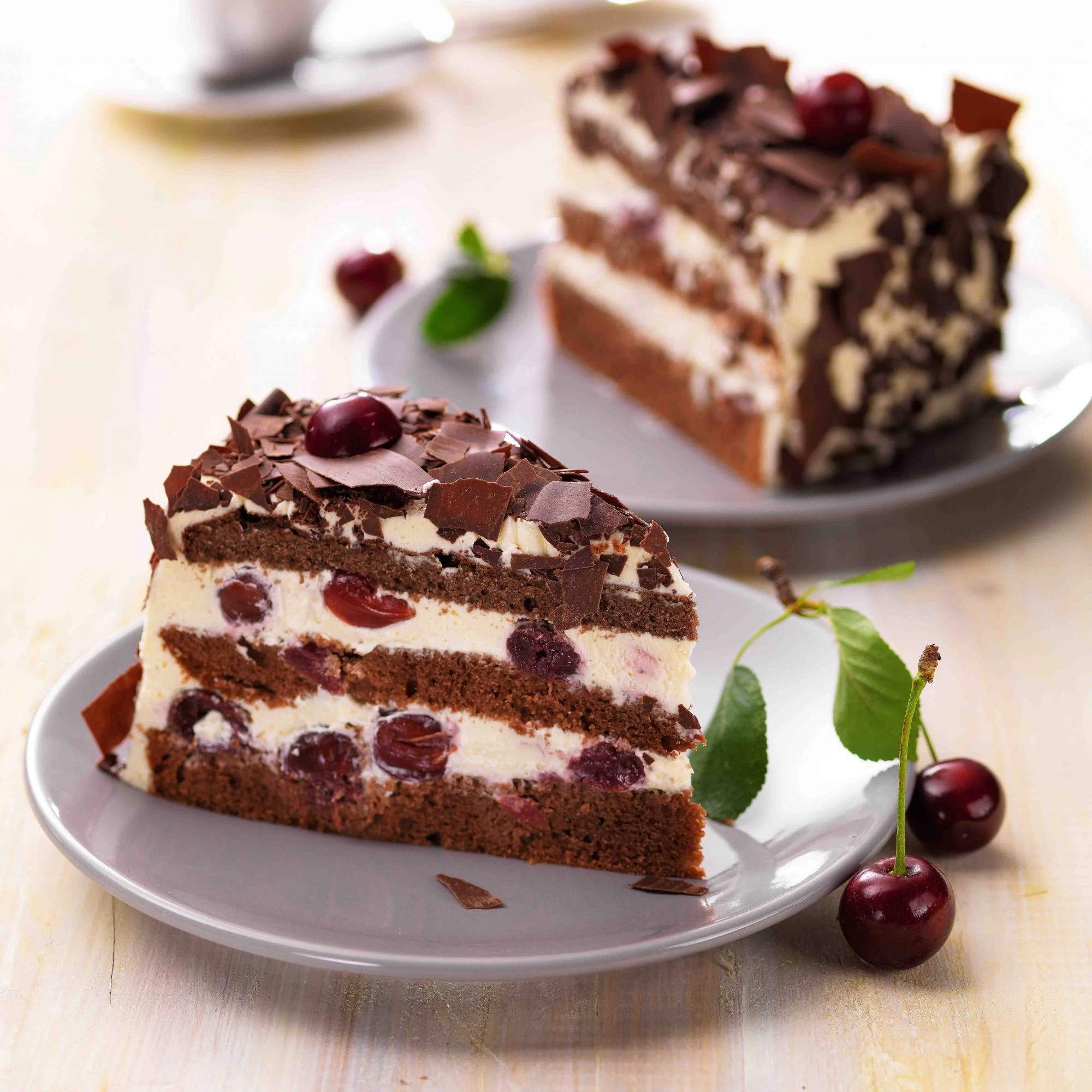 BÁNH BLACK FOREST
