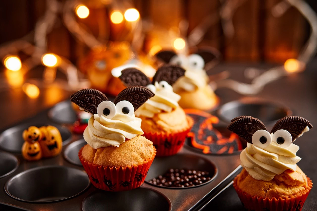 BÁNH CUPCAKE DƠI