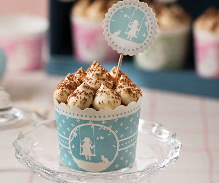 BÁNH CUPCAKES TIRAMISU