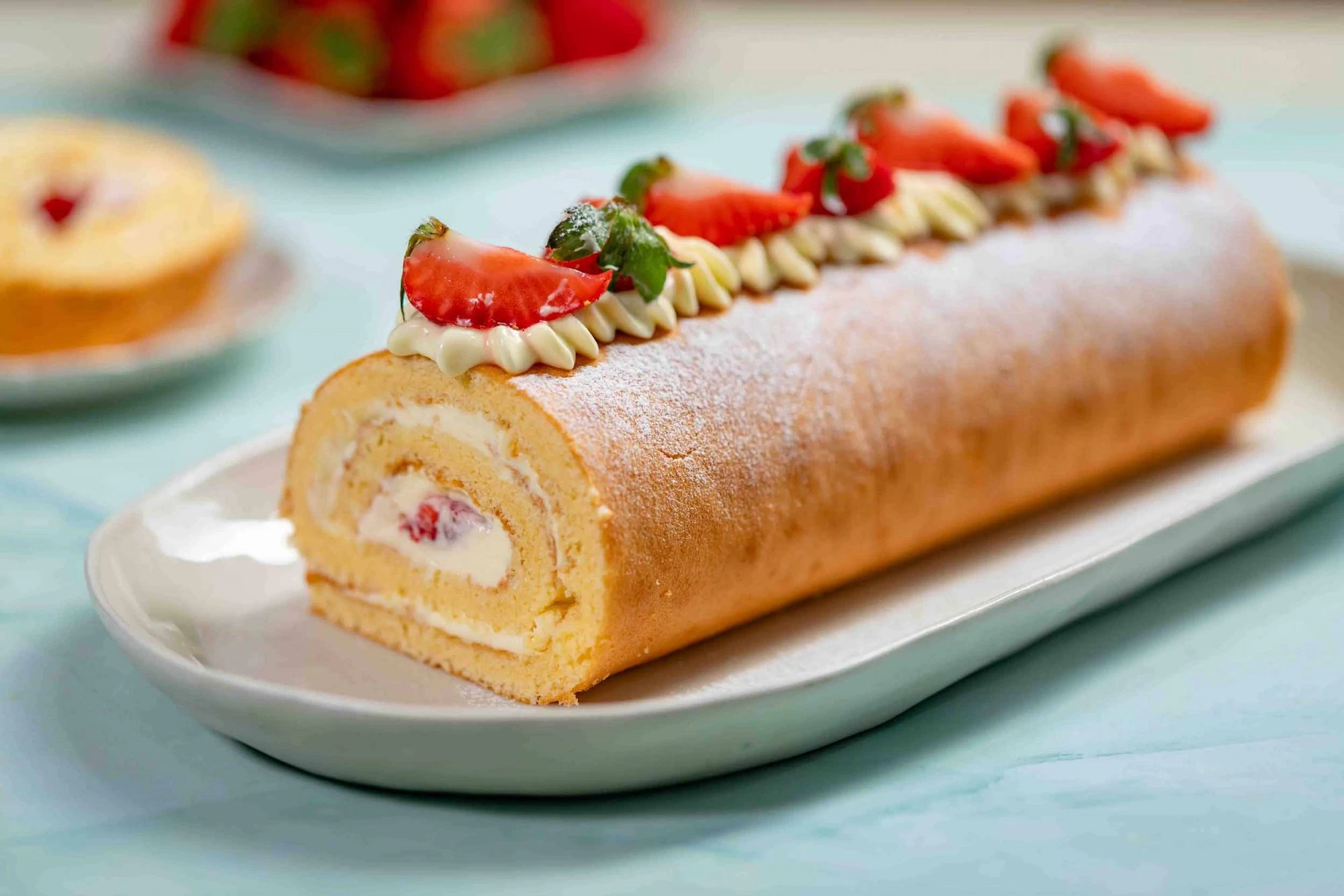 BÁNH GATO CUỘN KEM TƯƠI