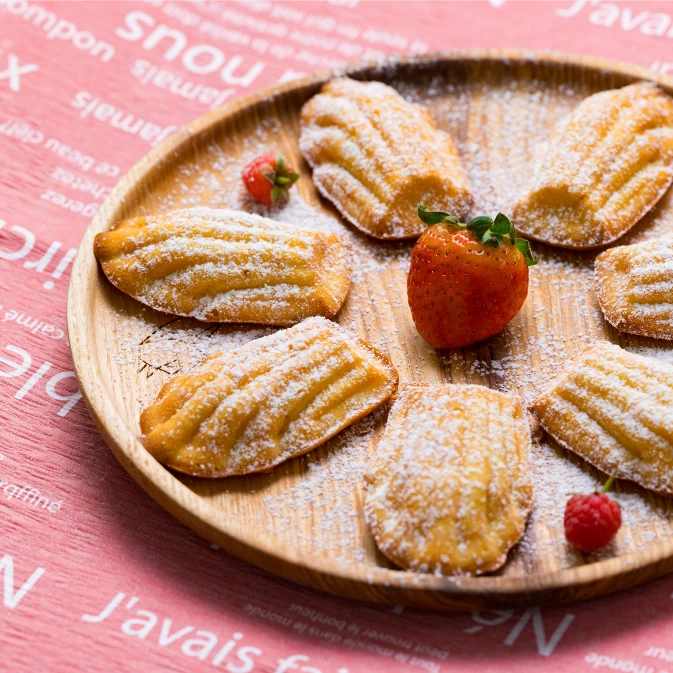 BÁNH MADELEINE