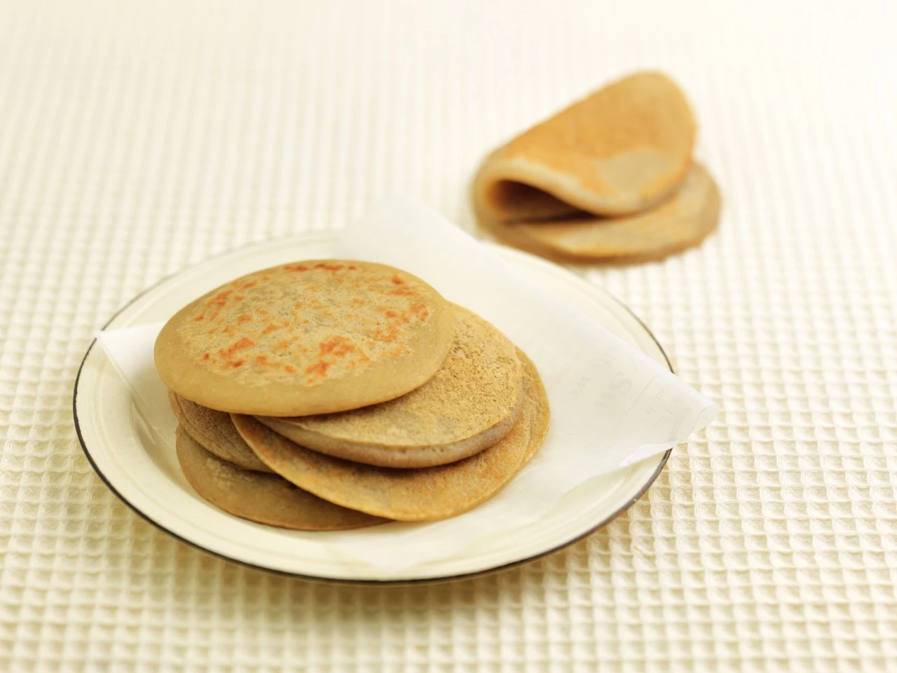 BÁNH MUFFIN CHUỐI (CHO BÉ TỪ 10-12 THÁNG)