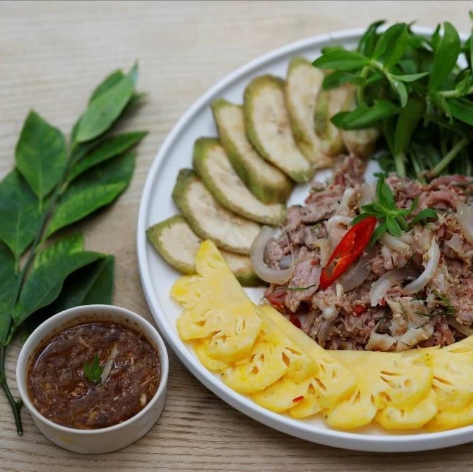 BÊ TÁI CHANH