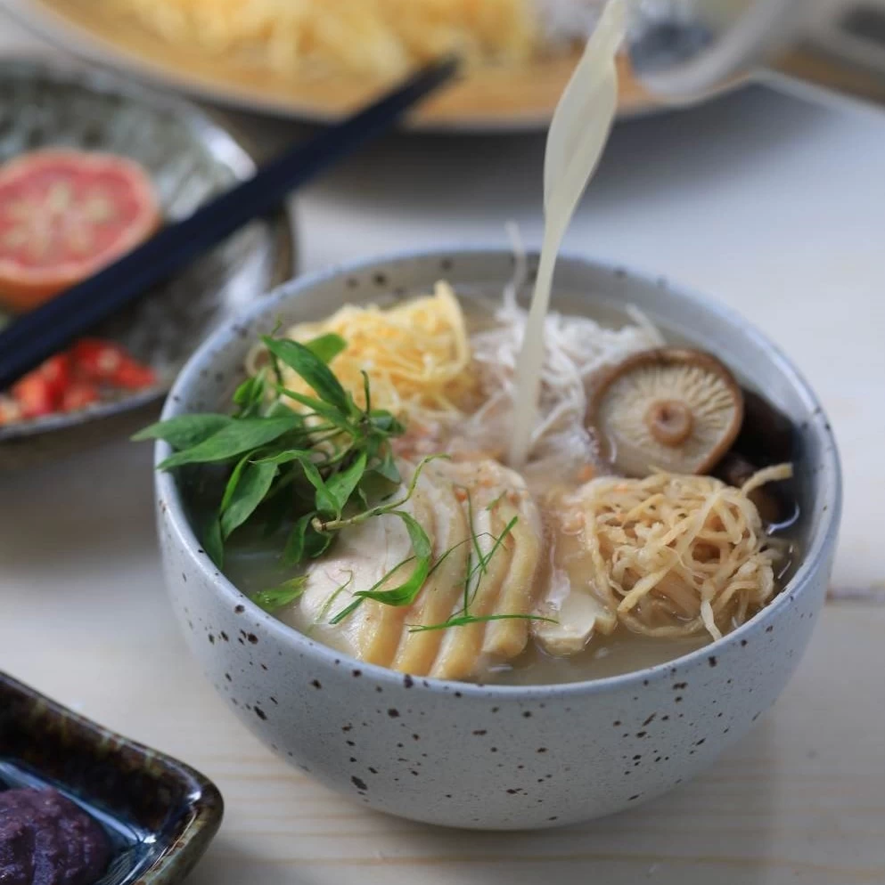 BÚN THANG