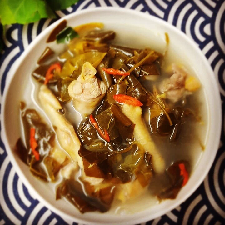 CANH GÀ LÁ GIANG