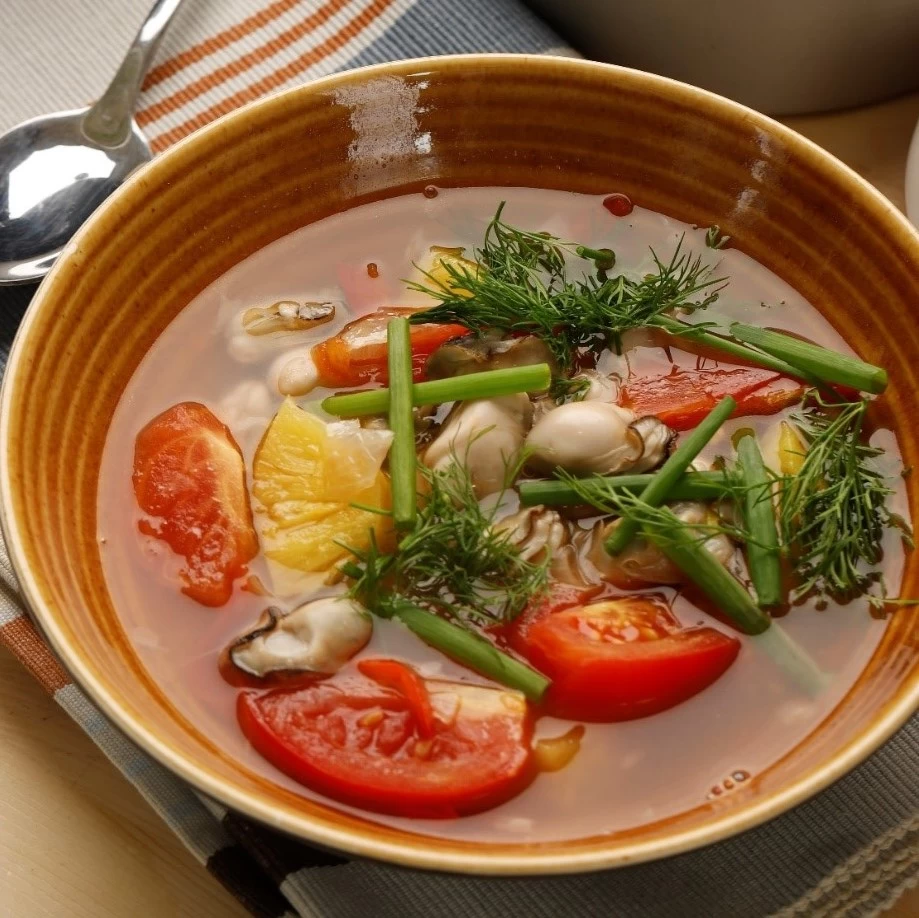CANH HÀU NẤU CHUA