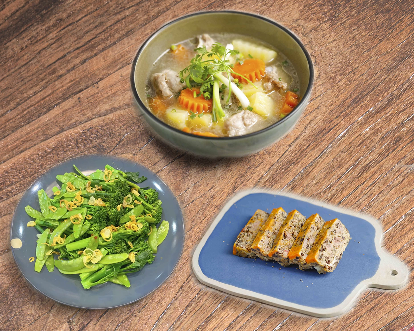 CANH SƯỜN KHOAI TÂY, CHẢ TRỨNG VÀ RAU CỦ HẤP
