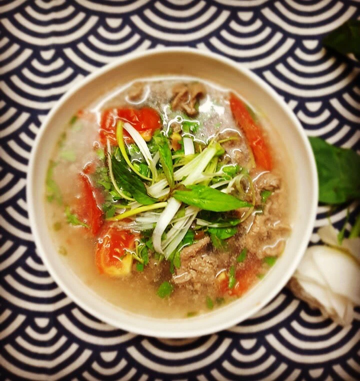 CANH THỊT BÒ HÀNH RĂM