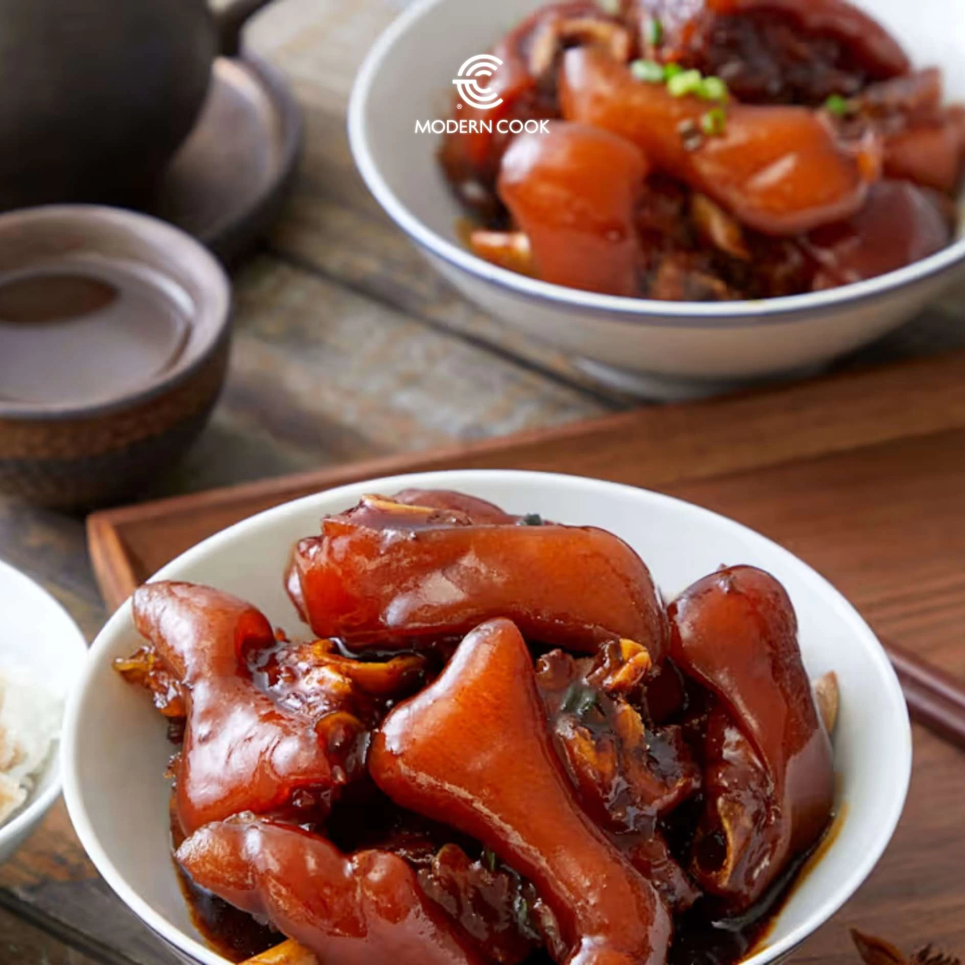CHÂN GIÒ KHO TÀU