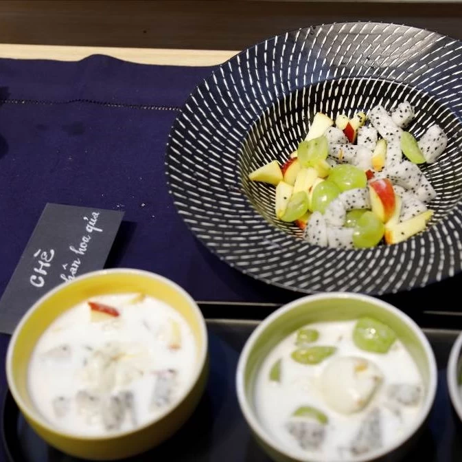 CHÈ HẠNH NHÂN HOA QUẢ