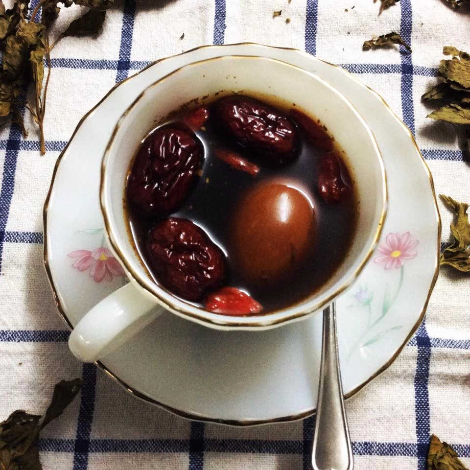 CHÈ TRÀ HỘT GÀ