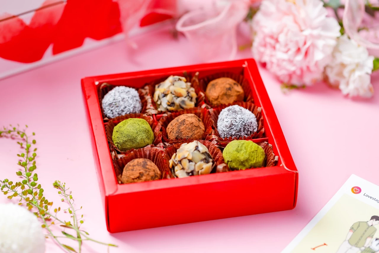 CHOCOLATE TRUFFLE