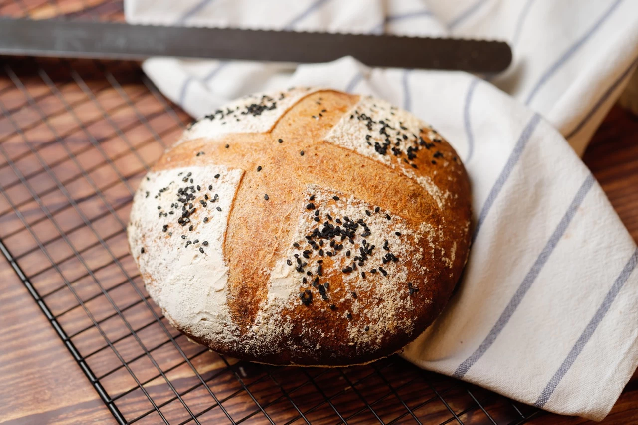 COUNTRY SOURDOUGH