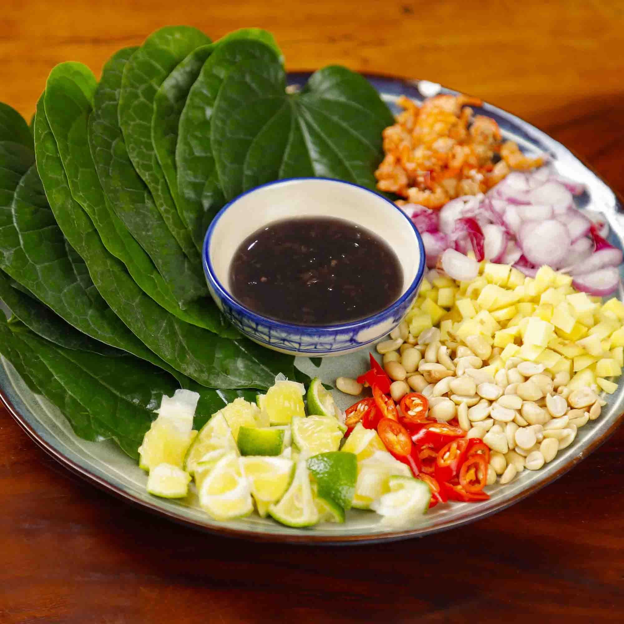 CUỐN BÁT VỊ