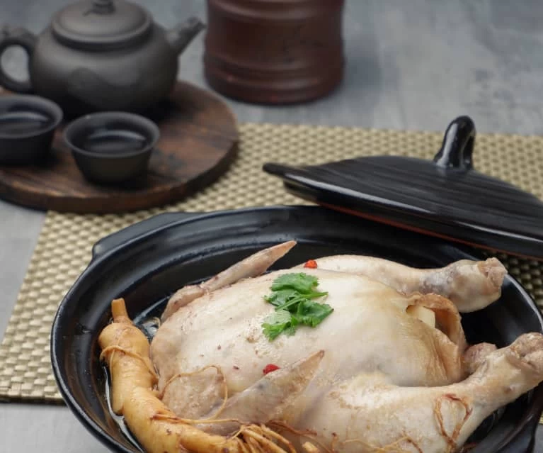 GÀ HẦM SÂM HÀN QUỐC