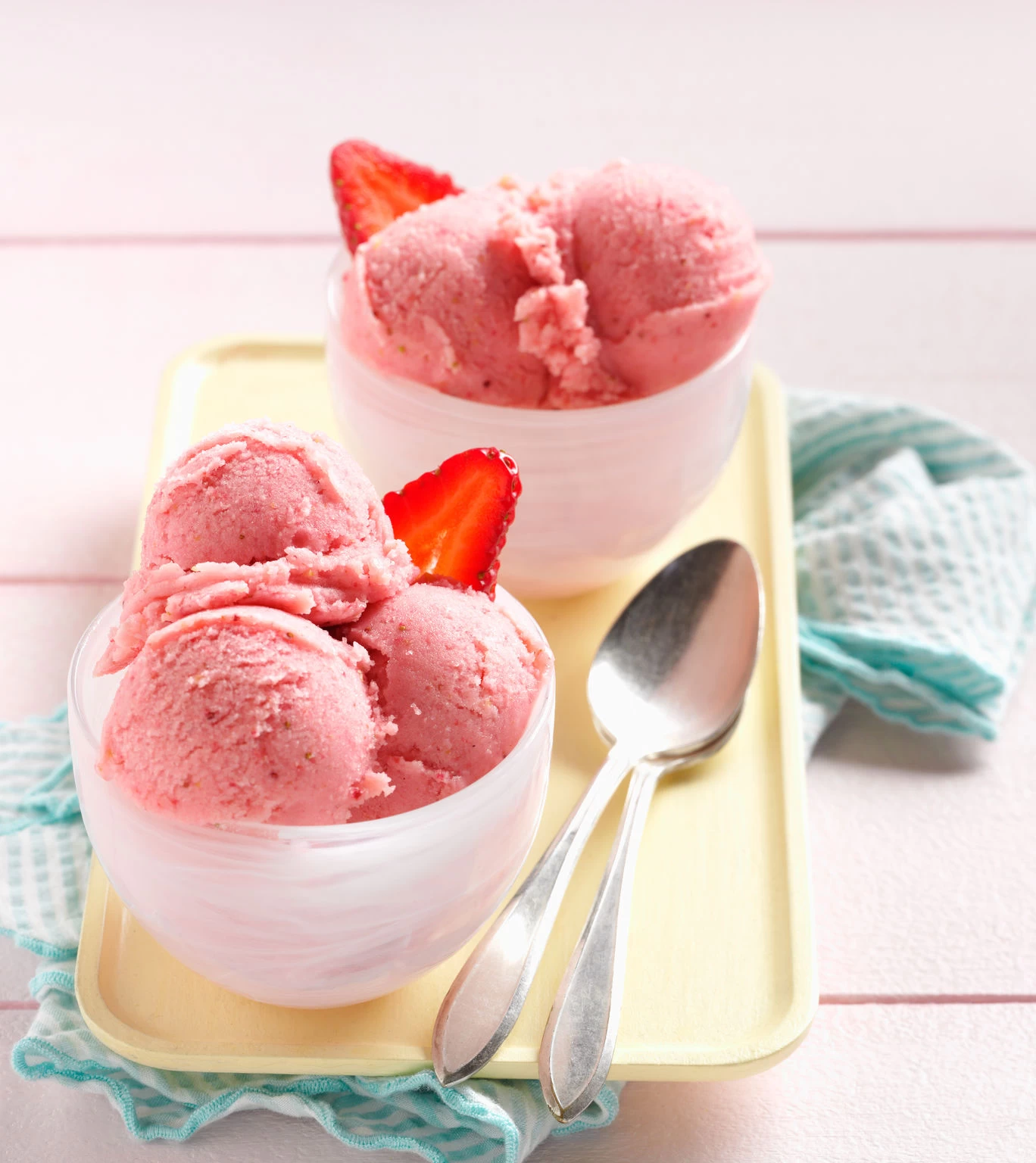 KEM DÂU SORBET