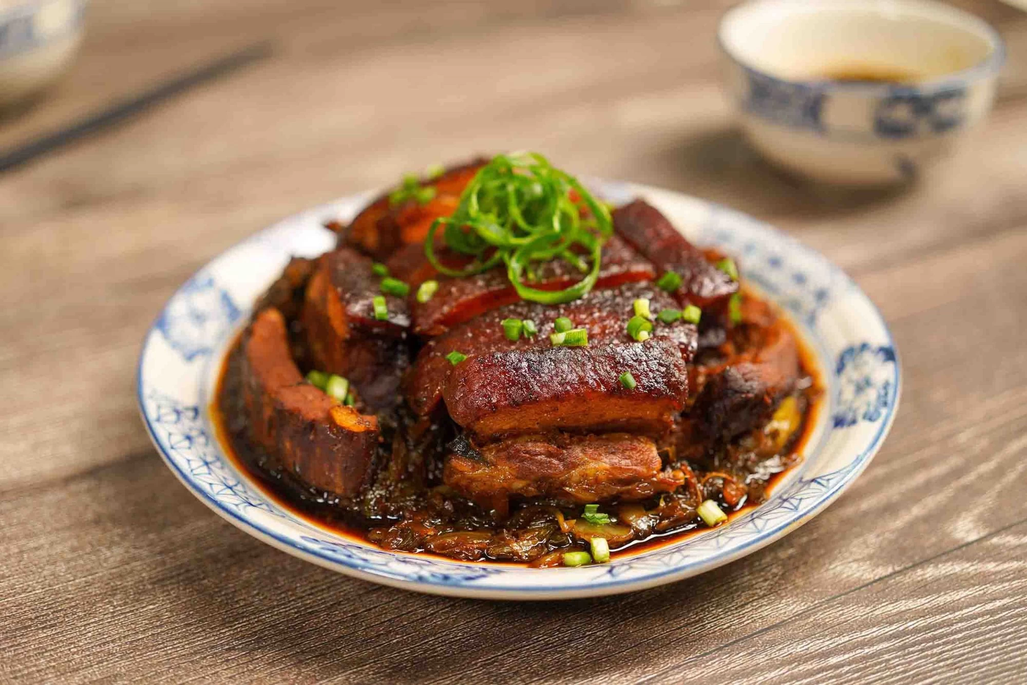 KHÂU NHỤC