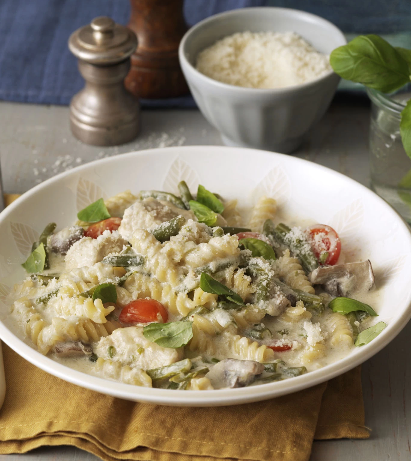 MÌ FUSILLI GÀ NẤM
