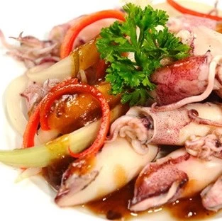 MỰC HẤP CHUA CAY