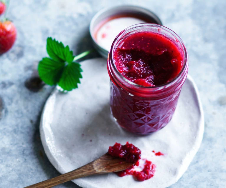 MỨT DÂU HẠT CHIA