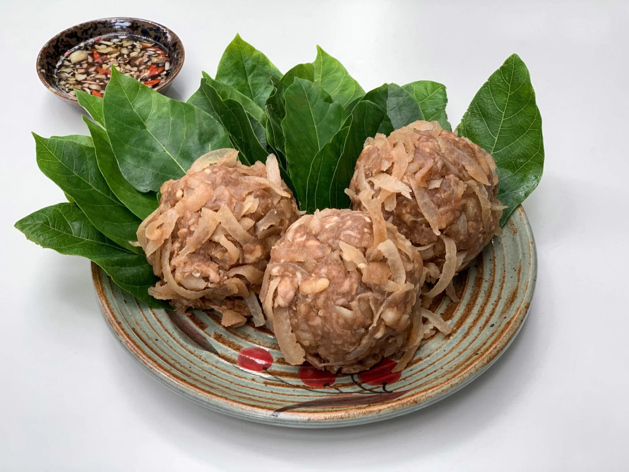 NEM NẮM