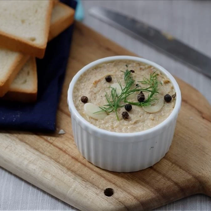 PATE CÁ TẦM