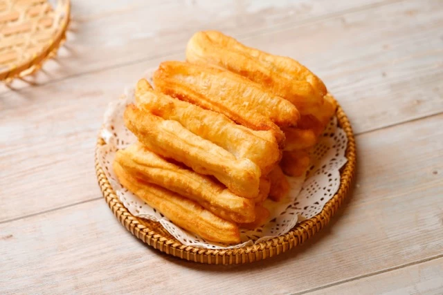QUẨY GIÒN DAI (DISCARD SOURDOUGH)