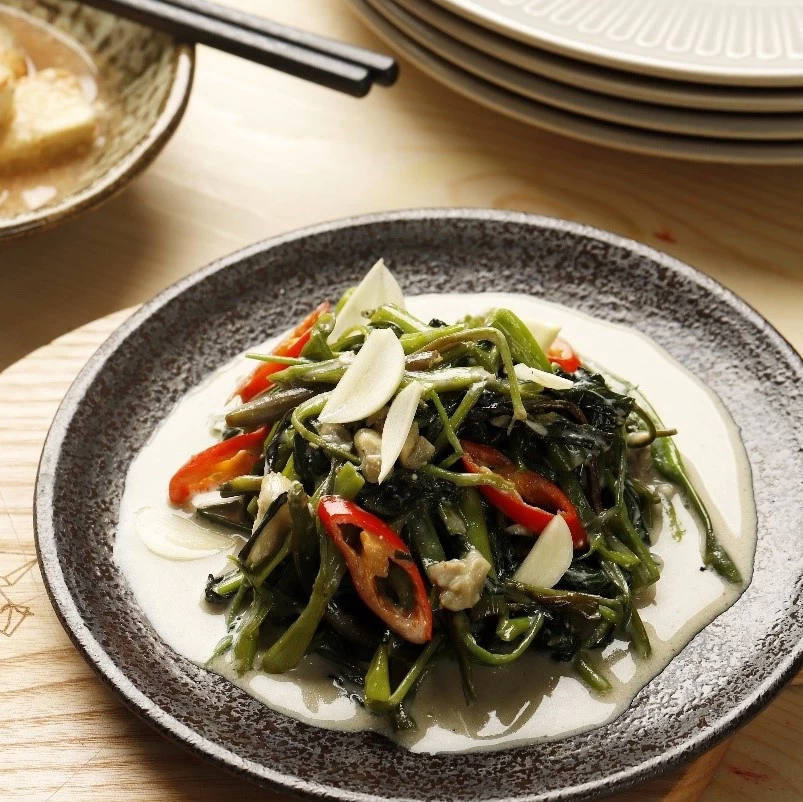 RAU MUỐNG XÀO CHAO