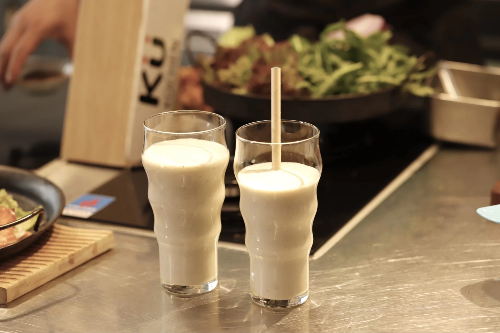 SINH TỐ CHUỐI, SỮA DỪA