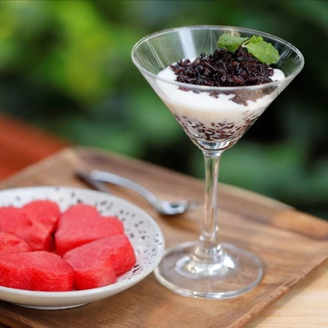 SỮA CHUA NẾP CẨM