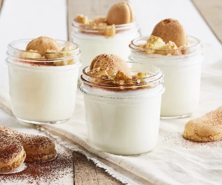 SỮA CHUA TIRAMISU