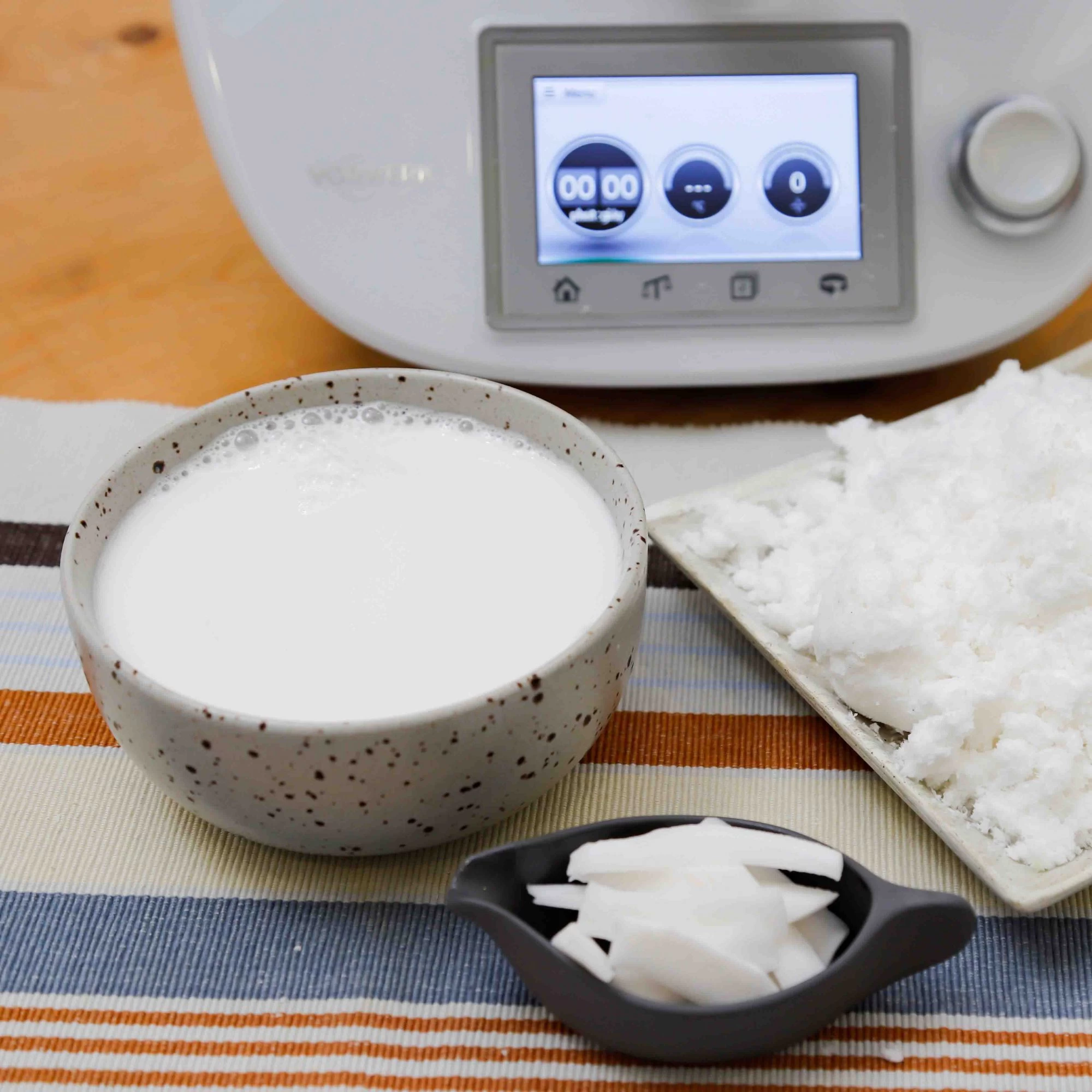 SỮA DỪA (NƯỚC CỐT DỪA)