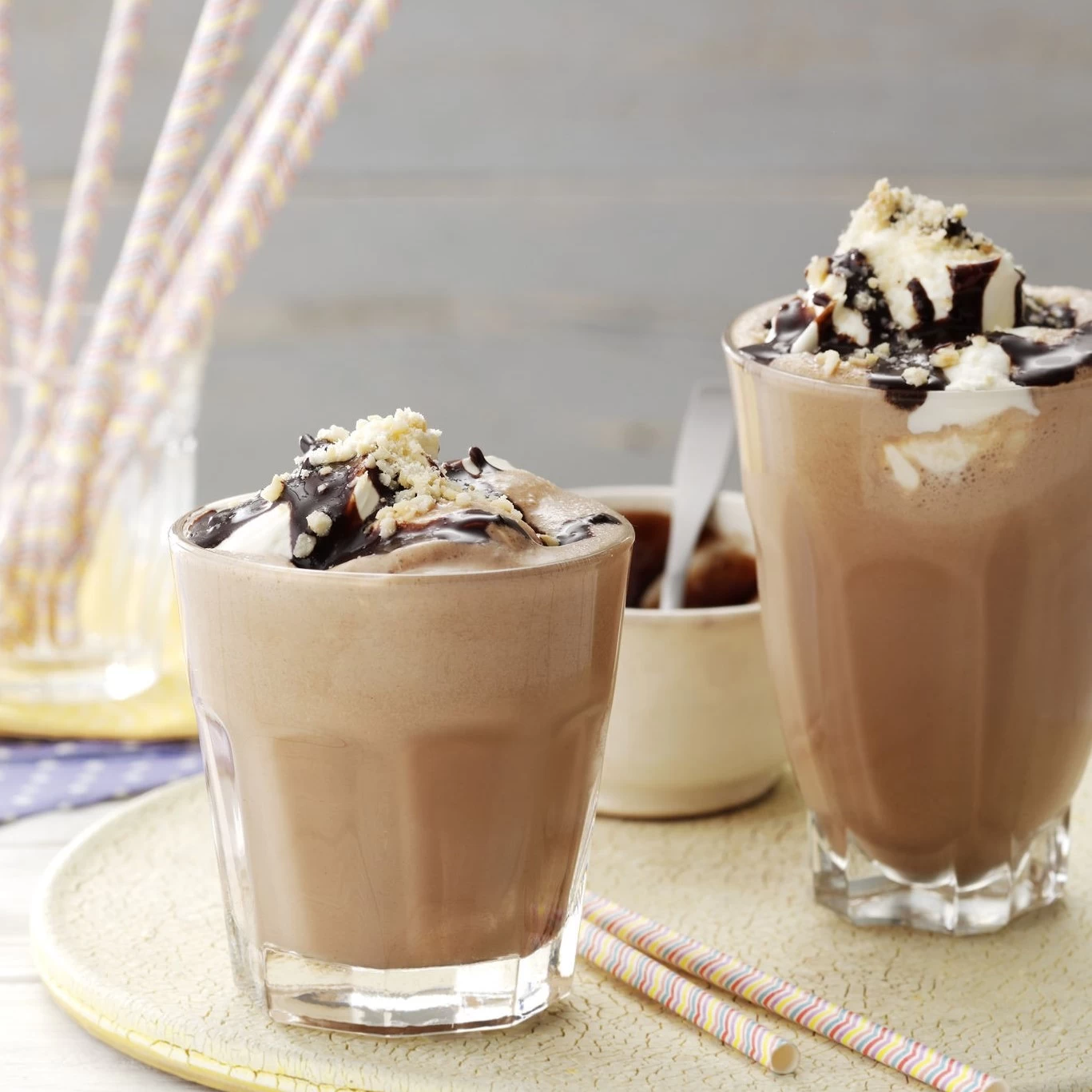 SỮA LẮC SOCOLA HẠT PHỈ