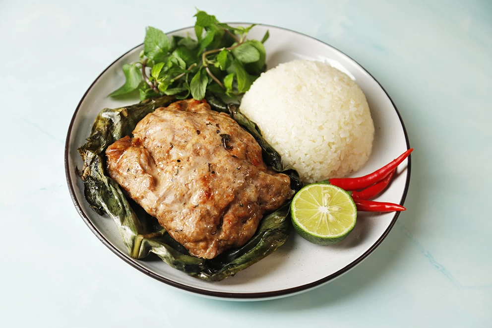 THỊT BĂM GÓI LÁ NƯỚNG KIỂU TÂY BẮC