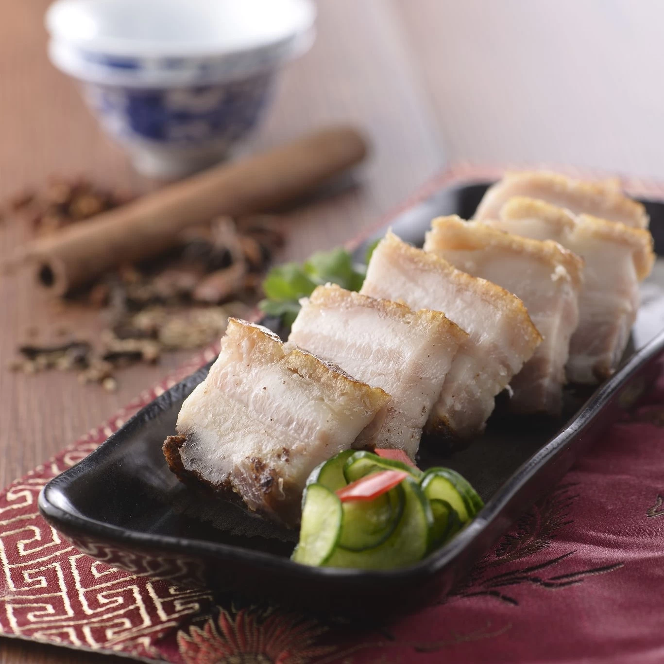 THỊT LỢN QUAY KIỂU HỒNG KÔNG