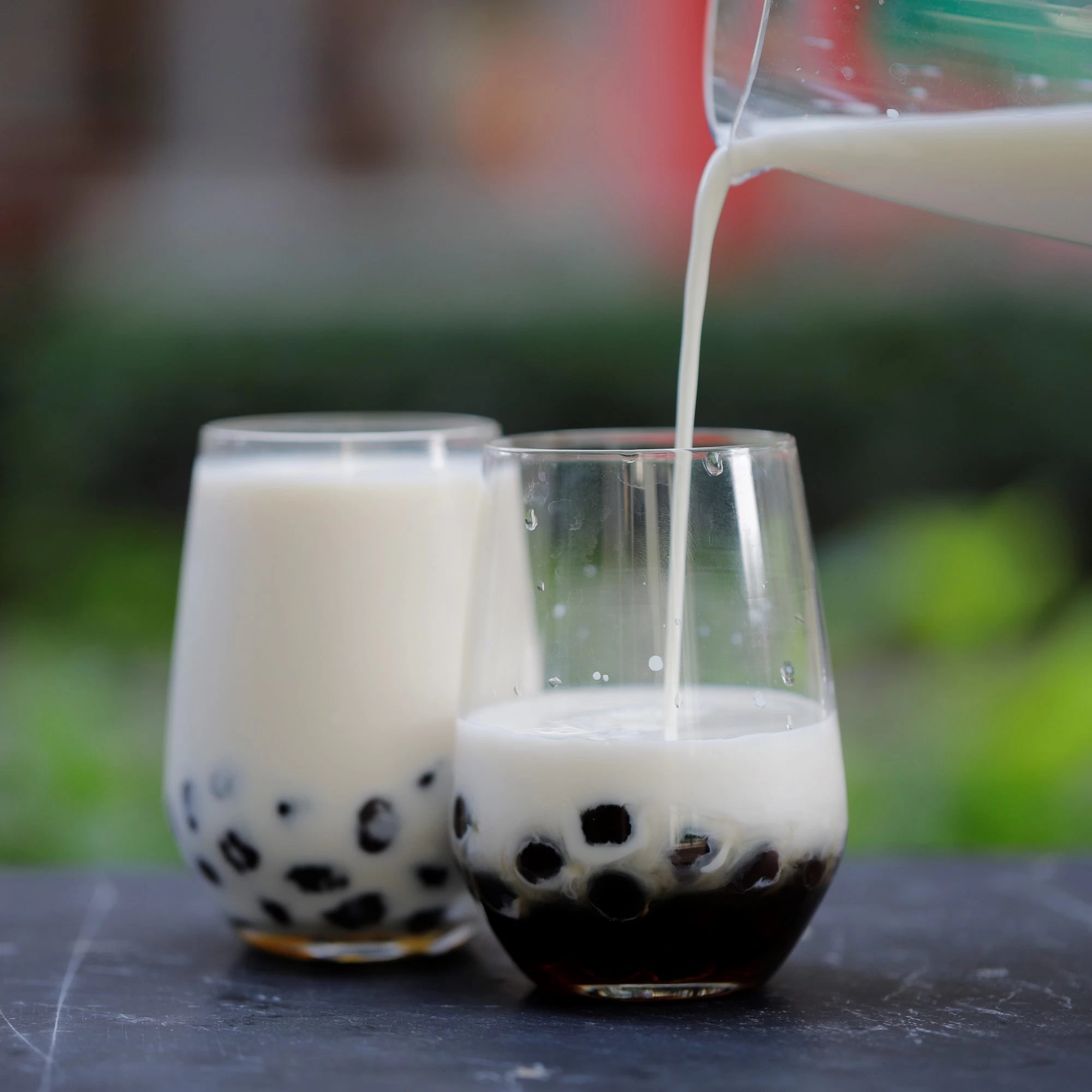 TRÂN CHÂU ĐƯỜNG ĐEN