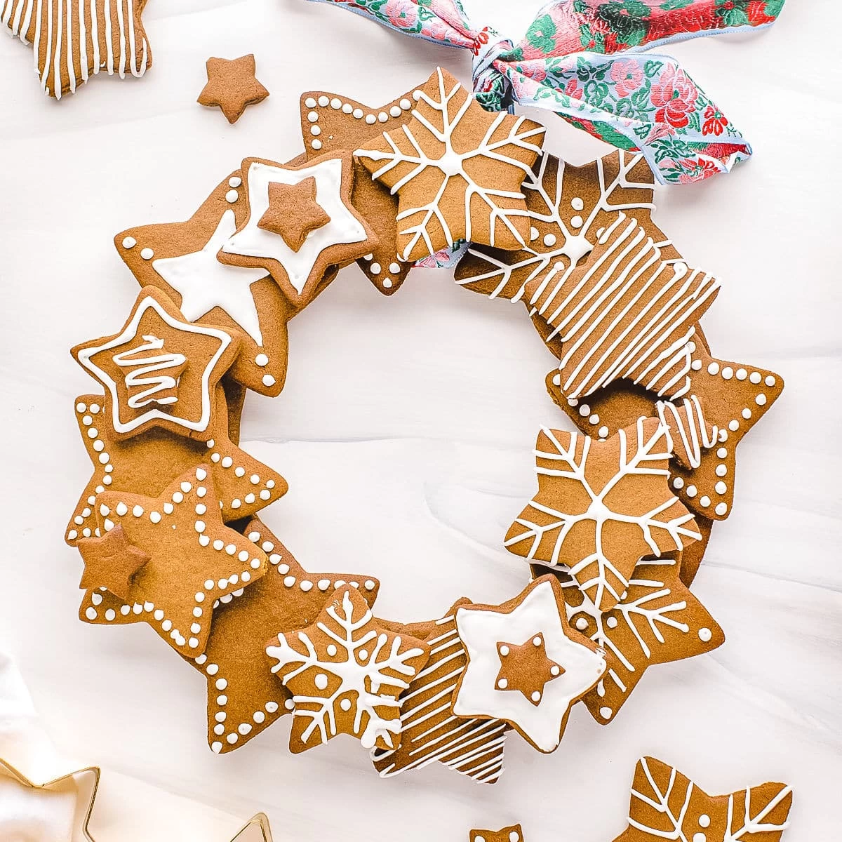 VÒNG NGUYỆT QUẾ TỪ BÁNH COOKIES