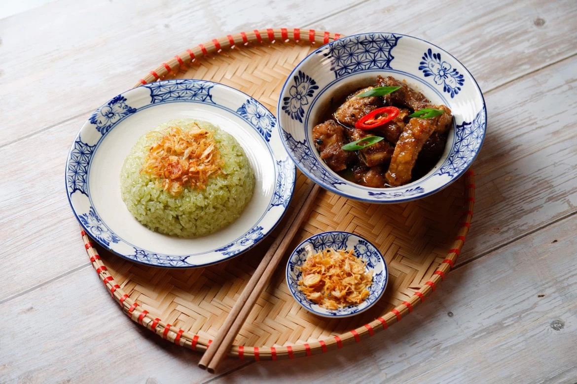 XÔI LÁ DỨA, SƯỜN OM TIÊU