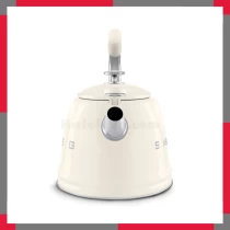 Ấm đun từ thổi sáo hiệu Smeg model WKF01CREU, màu kem