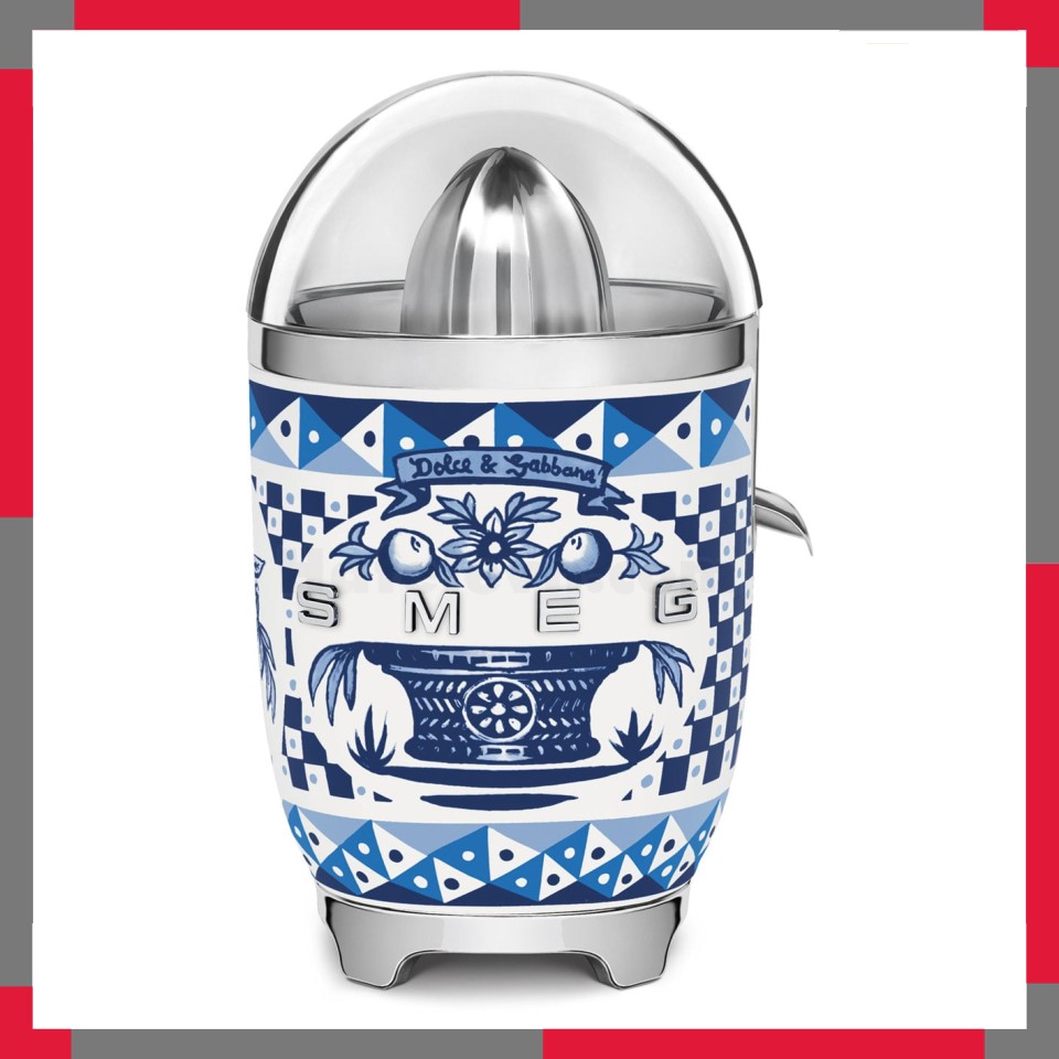 Máy vắt cam Smeg 50's Style CJF01DGBEU