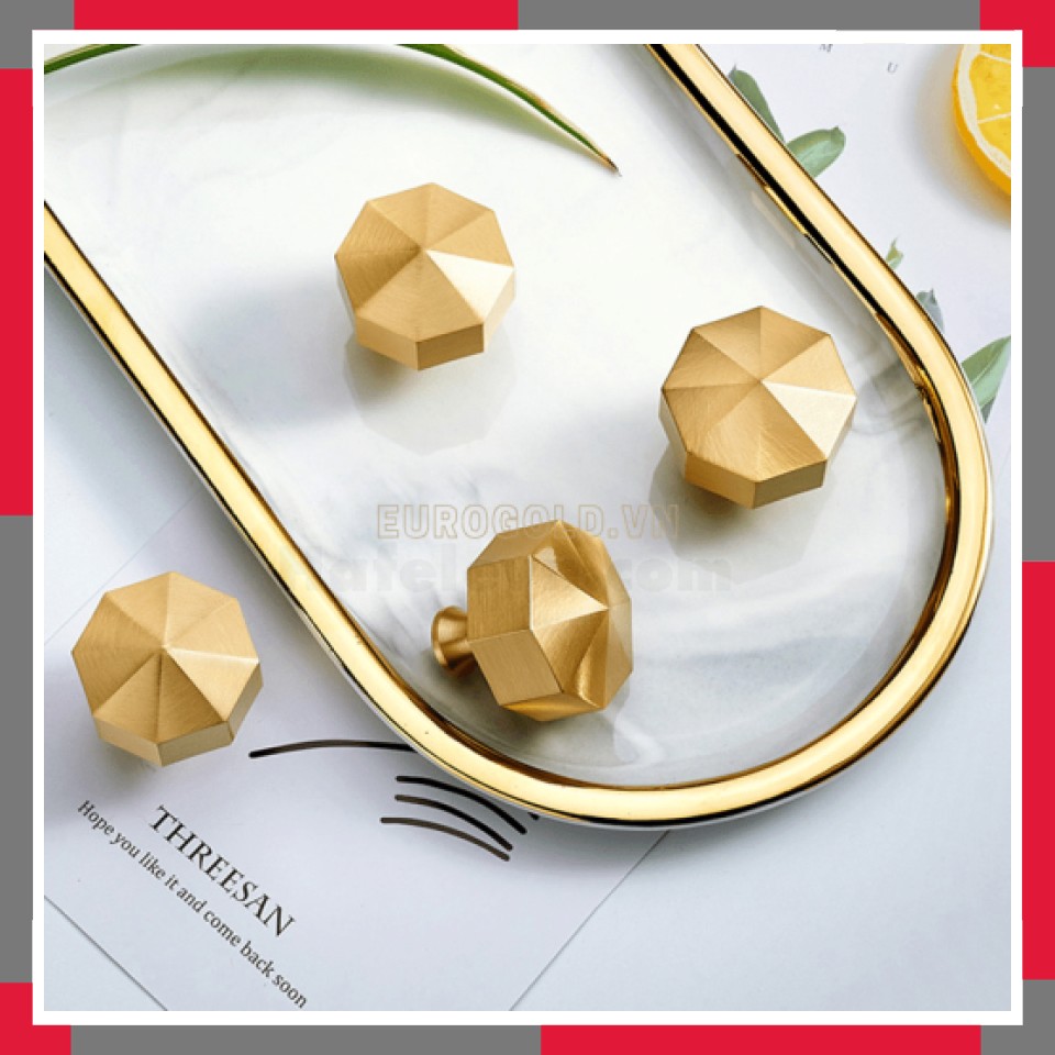 Núm Tủ đồng Nguyên Chất EuroGold BHBG30